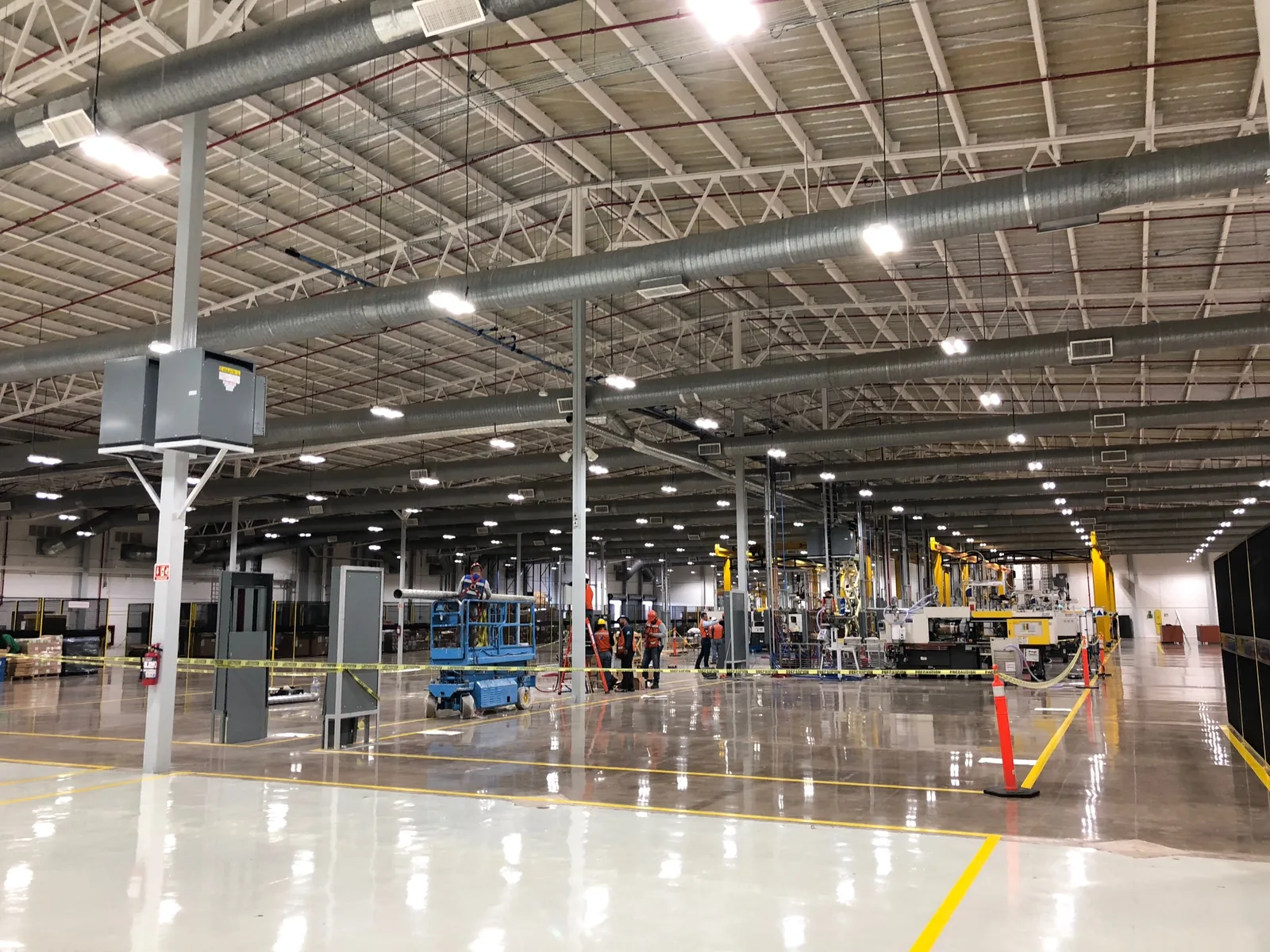 Área de producción de planta industrial